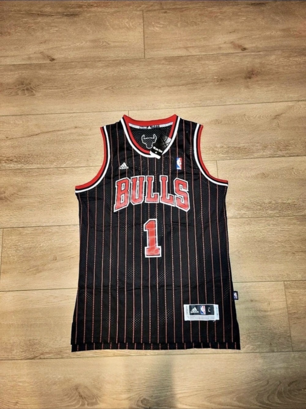 Derrick Rose Chicago Bulls Red & Black Pinstripe Adidas Stitched Men's Large Nwt
